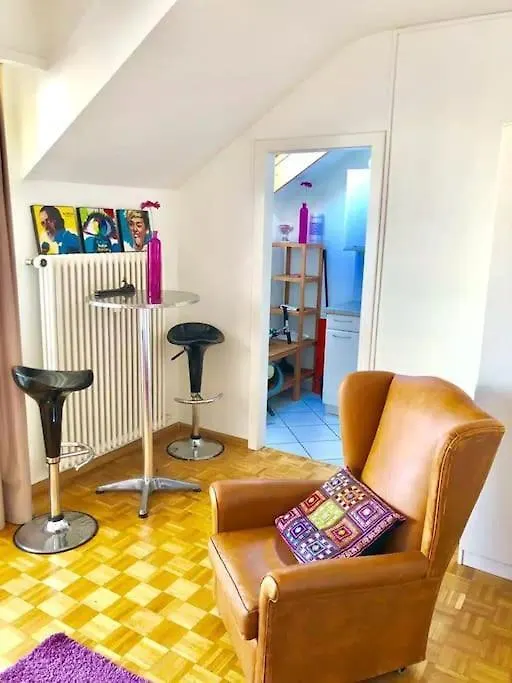 Ganze Wohnung Mit Balkon,Schoene Aussicht,Kueche,Bad,Wifi Basileia Apartamento
